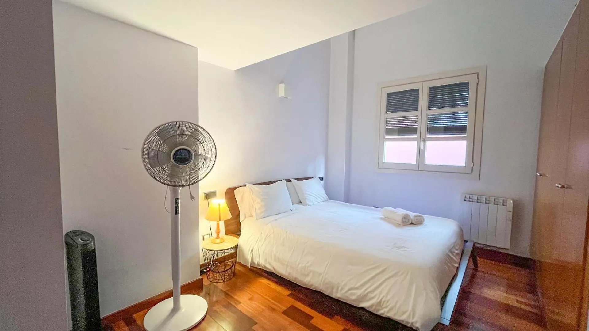 アパート Modern Apt In Old Town W Cathedral Views ジローナ
